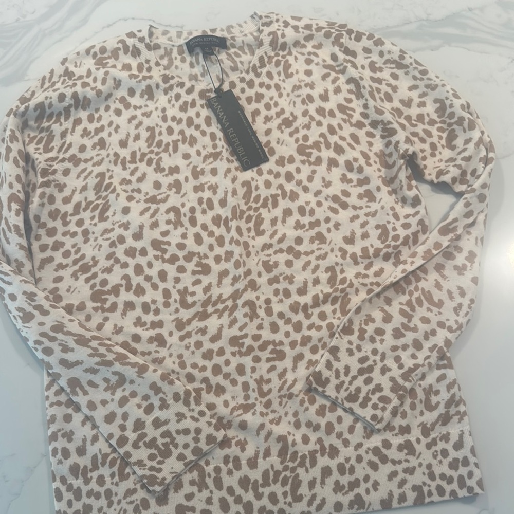 Banana Republic Women's Merino Wool Leopard Sweater